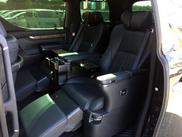 アルファードハイブリッド エグゼクティブラウンジS /モデリスタ・フルエアロ/シグネチャーイルミ/メッキパーツ/Wサンルーフ/JBLツインモニター/全周囲カメラ/インナーミラー/黒革/シートエアコン/3眼シーケンシャル/関東1オナ/記録簿/全国1年保証(13枚目)