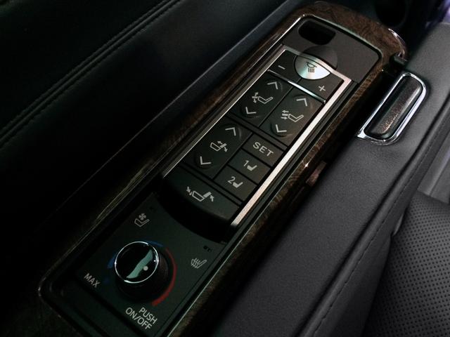 アルファードハイブリッド エグゼクティブラウンジS /モデリスタ・フルエアロ/シグネチャーイルミ/メッキパーツ/Wサンルーフ/JBLツインモニター/全周囲カメラ/インナーミラー/黒革/シートエアコン/3眼シーケンシャル/関東1オナ/記録簿/全国1年保証(16枚目)