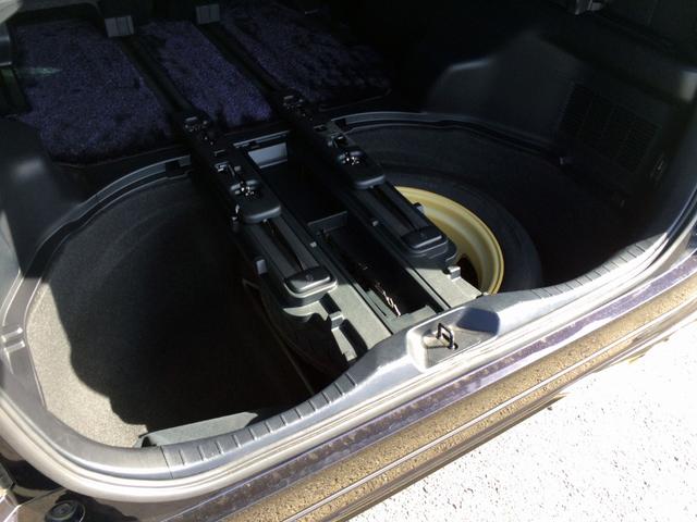 アルファードハイブリッド エグゼクティブラウンジS /モデリスタ・フルエアロ/シグネチャーイルミ/メッキパーツ/Wサンルーフ/JBLツインモニター/全周囲カメラ/インナーミラー/黒革/シートエアコン/3眼シーケンシャル/関東1オナ/記録簿/全国1年保証(67枚目)