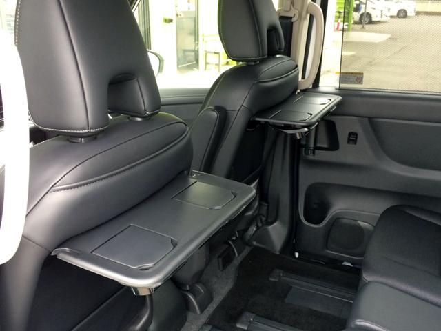 セレナ e-パワー ハイウェイスターV /純正FRエアロ/メーカー純正ナビ/フリップダウンモニター/全周囲カメラ/プロパイロット/SOSコール/エマブレ/インナーミラー/両電動ドア/純正FRドラレコ/埼玉1オナ/記録簿/禁煙車/保証継承(23枚目)