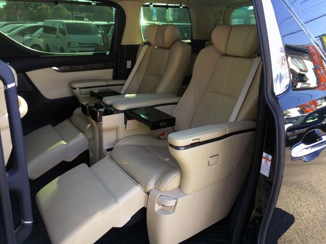 アルファードハイブリッド エグゼクティブラウンジ　／Ｗサンルーフ／ＪＢＬツインモニター／全周囲カメラ／パーキングアシスト／前後ドラレコ／本革エグゼクティブメモリパワーシート／シートエアコン／デジタルインナーミラー／東京１オナ／記録簿／禁煙／１年保証（9枚目）