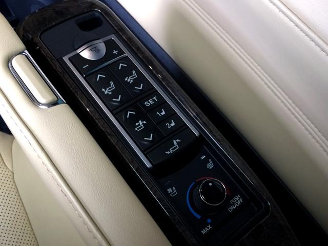 アルファードハイブリッド エグゼクティブラウンジ　／Ｗサンルーフ／ＪＢＬツインモニター／全周囲カメラ／パーキングアシスト／前後ドラレコ／本革エグゼクティブメモリパワーシート／シートエアコン／デジタルインナーミラー／東京１オナ／記録簿／禁煙／１年保証（13枚目）