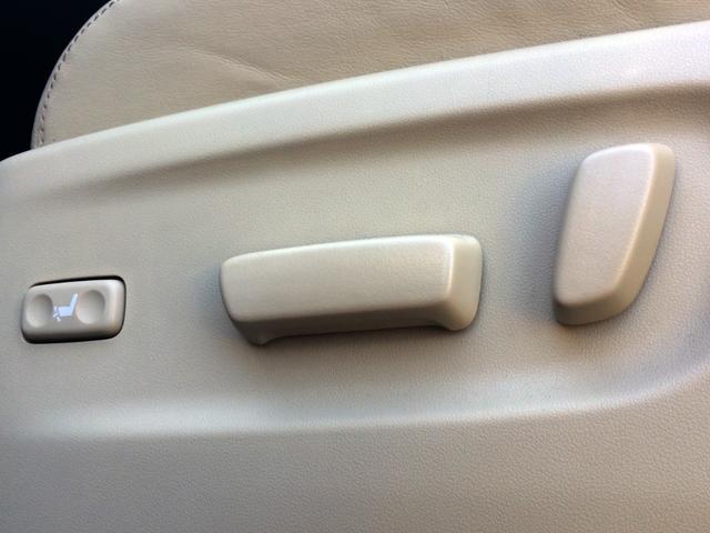 アルファードハイブリッド エグゼクティブラウンジ　／Ｗサンルーフ／ＪＢＬツインモニター／全周囲カメラ／パーキングアシスト／前後ドラレコ／本革エグゼクティブメモリパワーシート／シートエアコン／デジタルインナーミラー／東京１オナ／記録簿／禁煙／１年保証（18枚目）