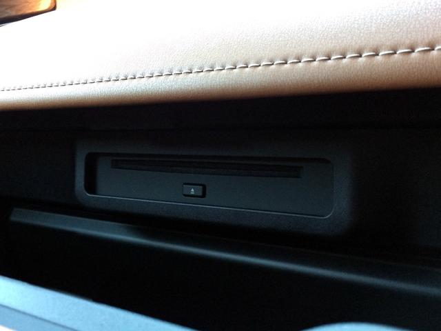 ヴェルファイアハイブリッド エグゼクティブラウンジ　／４ＷＤ／モデリスタエアロ＆グリル／イルミルーフスポイラー／シグネチャーイルミ／ユニバーサルステップ／左右ムーンルーフ／ツインモニター／全周囲カメラ／茶革／ドラレコ／関東１オナ／記録簿／禁煙／保証継承（61枚目）