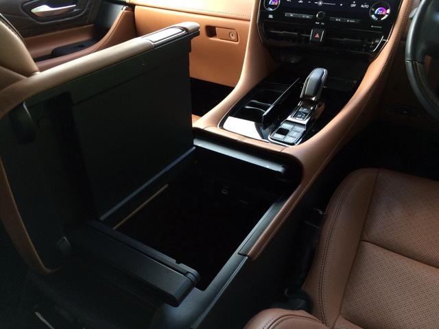 ヴェルファイアハイブリッド エグゼクティブラウンジ　／４ＷＤ／モデリスタエアロ＆グリル／イルミルーフスポイラー／シグネチャーイルミ／ユニバーサルステップ／左右ムーンルーフ／ツインモニター／全周囲カメラ／茶革／ドラレコ／関東１オナ／記録簿／禁煙／保証継承（64枚目）