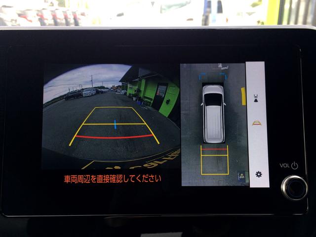 フルセグＴＶ、ブルートゥースオーディオなど、様々なメディア再生対応の純正８インチナビＴＶ！全周囲カメラも鮮明で見やすいです！