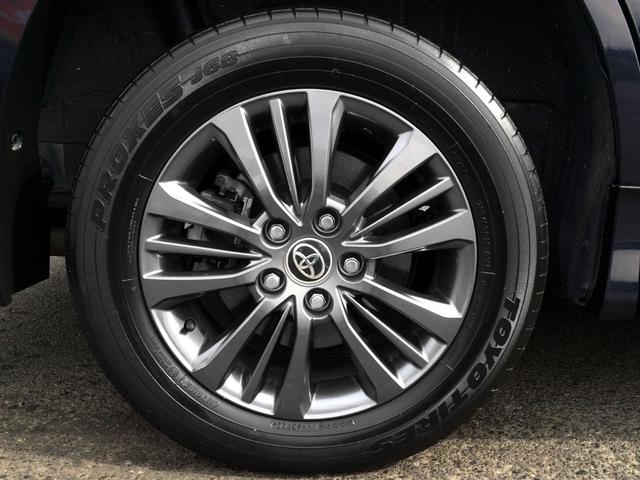 スタイリッシュな純正１６インチアルミＴＯＹＯタイヤ７分山良好！