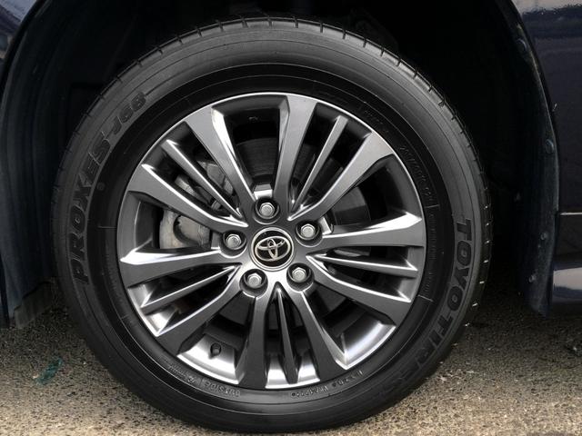 スタイリッシュな純正１６インチアルミＴＯＹＯタイヤ７分山良好！