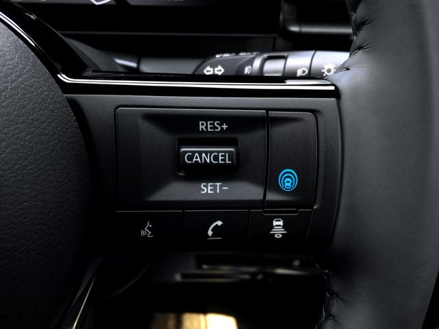 セレナ ｅ－パワー　ハイウェイスターＶ　／ブラックツートンルーフ／メーカー純正ナビ／純正フリップダウンモニター／全周囲カメラ／両電動ドア／防水シート／シートヒーター／プロパイロット／インナーミラー／関東１オナ／記録簿／禁煙車／全国１年保証（6枚目）