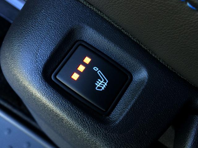 セレナ ｅ－パワー　ハイウェイスターＶ　／ブラックツートンルーフ／メーカー純正ナビ／純正フリップダウンモニター／全周囲カメラ／両電動ドア／防水シート／シートヒーター／プロパイロット／インナーミラー／関東１オナ／記録簿／禁煙車／全国１年保証（15枚目）