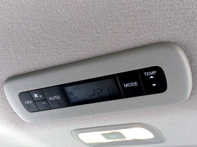 セレナ ｅ－パワー　ハイウェイスターＶ　／ブラックツートンルーフ／メーカー純正ナビ／純正フリップダウンモニター／全周囲カメラ／両電動ドア／防水シート／シートヒーター／プロパイロット／インナーミラー／関東１オナ／記録簿／禁煙車／全国１年保証（20枚目）