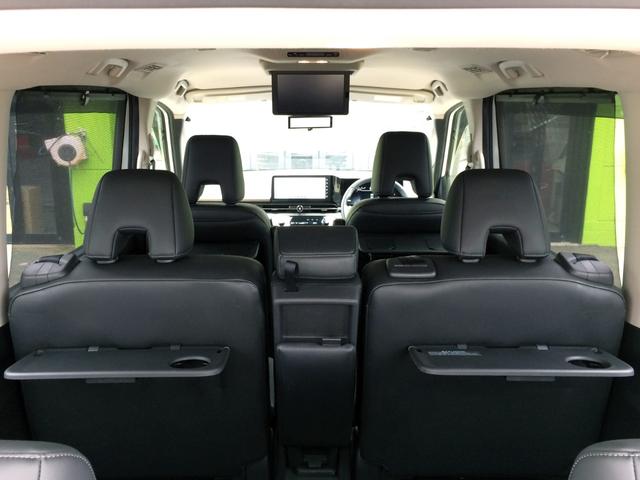 セレナ ｅ－パワー　ハイウェイスターＶ　／ブラックツートンルーフ／メーカー純正ナビ／純正フリップダウンモニター／全周囲カメラ／両電動ドア／防水シート／シートヒーター／プロパイロット／インナーミラー／関東１オナ／記録簿／禁煙車／全国１年保証（26枚目）