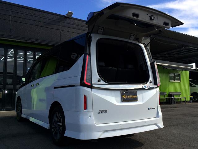 セレナ ｅ－パワー　ハイウェイスターＶ　／ブラックツートンルーフ／メーカー純正ナビ／純正フリップダウンモニター／全周囲カメラ／両電動ドア／防水シート／シートヒーター／プロパイロット／インナーミラー／関東１オナ／記録簿／禁煙車／全国１年保証（47枚目）