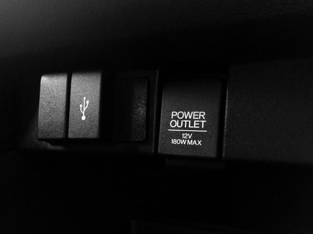 ＵＳＢポート、アクセサリーソケット！