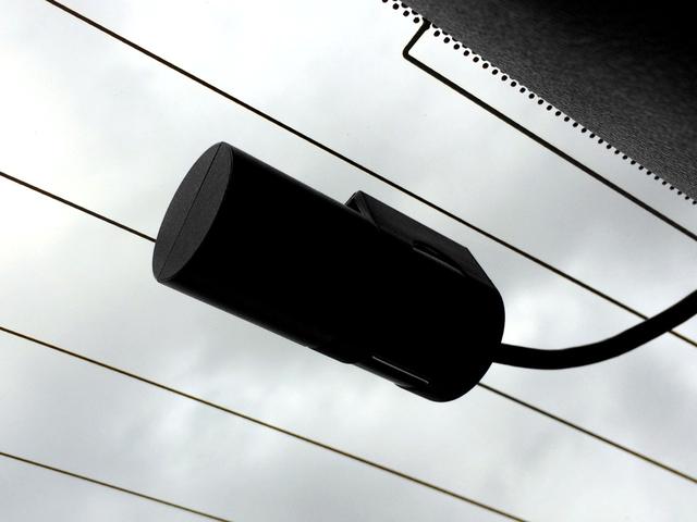 アルファードハイブリッド Ｚ　／４ＷＤ／トヨタ純正１４インチナビＴＶ／フリップダウンモニター／全周囲カメラ／ユニバーサルステップ／黒革／シートエアコン／寒冷地仕様／カロッツェリア前後ドラレコ／１オナ／記録簿／禁煙車／新車保証継承（37枚目）