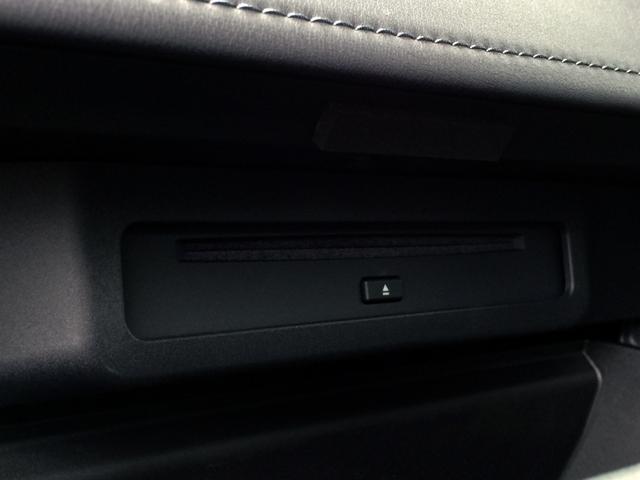 アルファードハイブリッド エグゼクティブラウンジ　／純正オプション１９ＡＷ／左右独立ムーンルーフ／ＪＢＬ１４インチナビＴＶ／フリップダウンモニター／全周囲カメラ／黒革／２列目マッサージチェア＆マルチオペレーションパネル／前後ドラレコ／禁煙／保証継承（53枚目）