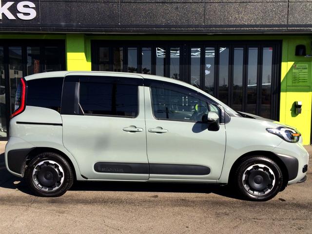 シエンタ ハイブリッドＺ　／４ＷＤ／ＨＤＭＩ・純正ナビＴＶ／純正フリップダウンモニター／バックカメラ／両電動ドア／プリクラッシュ／障害物センサー／１５００Ｗコンセント／シートカバー／３列７人／関東１オナ／記録簿／禁煙／保証継承（14枚目）