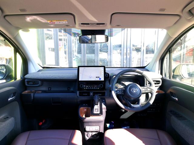 シエンタ ハイブリッドＺ　／４ＷＤ／ＨＤＭＩ・純正ナビＴＶ／純正フリップダウンモニター／バックカメラ／両電動ドア／プリクラッシュ／障害物センサー／１５００Ｗコンセント／シートカバー／３列７人／関東１オナ／記録簿／禁煙／保証継承（16枚目）