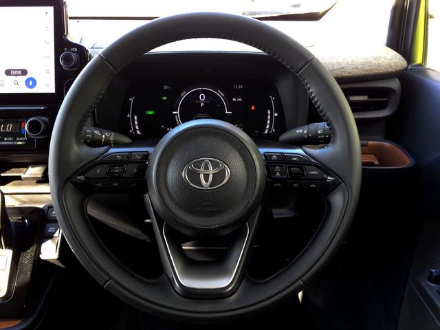 シエンタ ハイブリッドＺ　／４ＷＤ／ＨＤＭＩ・純正ナビＴＶ／純正フリップダウンモニター／バックカメラ／両電動ドア／プリクラッシュ／障害物センサー／１５００Ｗコンセント／シートカバー／３列７人／関東１オナ／記録簿／禁煙／保証継承（17枚目）