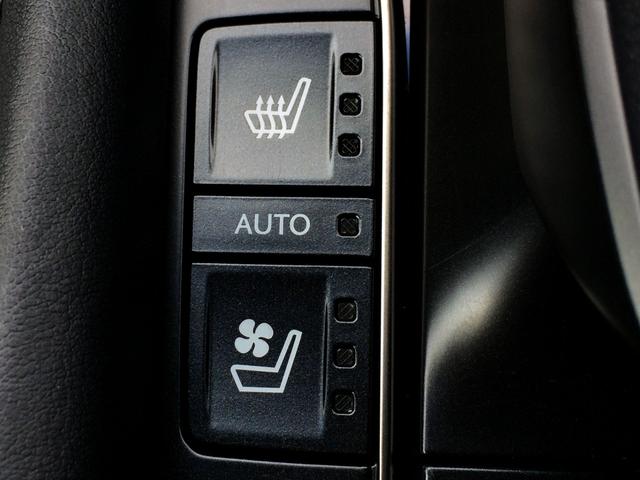 シフト回りに装備された運転席シートヒーター、シートエアコン完備です！