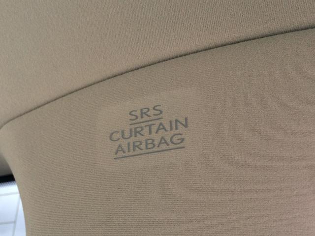 ピラーにＳＲＳエアバック搭載されております！