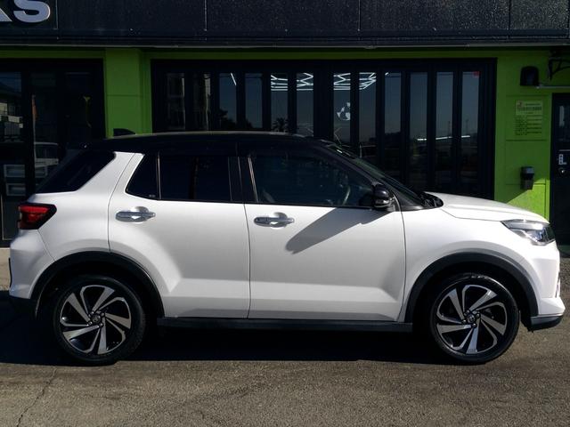 ライズ Ｚ　／４ＷＤ／バール×ブラック・ツートンルーフ／純正ナビＴＶ／バックカメラ／ＵＳＢポート／シートヒーター／プリクラッシュ／レーダークルーズ／ＦＲ障害物センサー／１オナ／記録簿／禁煙車／全国１年保証（10枚目）