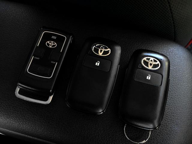 ライズ Ｚ　／４ＷＤ／バール×ブラック・ツートンルーフ／純正ナビＴＶ／バックカメラ／ＵＳＢポート／シートヒーター／プリクラッシュ／レーダークルーズ／ＦＲ障害物センサー／１オナ／記録簿／禁煙車／全国１年保証（23枚目）