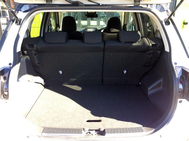 ライズ Ｚ　／４ＷＤ／バール×ブラック・ツートンルーフ／純正ナビＴＶ／バックカメラ／ＵＳＢポート／シートヒーター／プリクラッシュ／レーダークルーズ／ＦＲ障害物センサー／１オナ／記録簿／禁煙車／全国１年保証（28枚目）