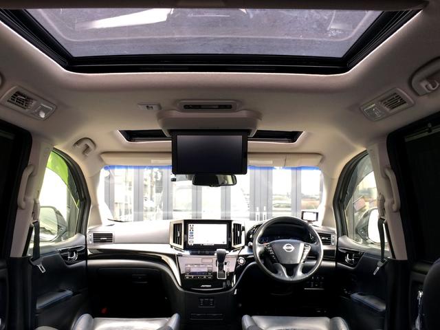 エルグランド オーテック　／４ＷＤ／Ｗサンルーフ／オーテックエアロ＆専用レザーシート／シートヒーター／純正１０インチナビ／純正フリップダウンモニター／全周囲カメラ／電動ゲート／両電動ドア／１オナ／記録簿／禁煙車／全国１年保証（2枚目）