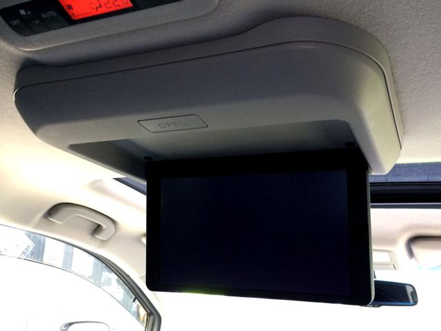 エルグランド オーテック　／４ＷＤ／Ｗサンルーフ／オーテックエアロ＆専用レザーシート／シートヒーター／純正１０インチナビ／純正フリップダウンモニター／全周囲カメラ／電動ゲート／両電動ドア／１オナ／記録簿／禁煙車／全国１年保証（4枚目）