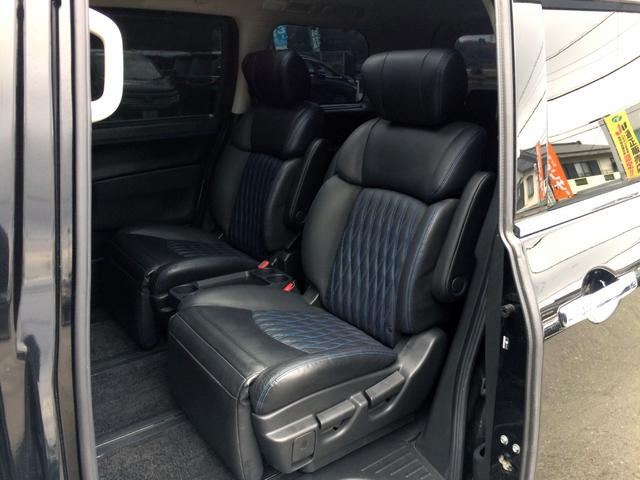 エルグランド オーテック　／４ＷＤ／Ｗサンルーフ／オーテックエアロ＆専用レザーシート／シートヒーター／純正１０インチナビ／純正フリップダウンモニター／全周囲カメラ／電動ゲート／両電動ドア／１オナ／記録簿／禁煙車／全国１年保証（15枚目）