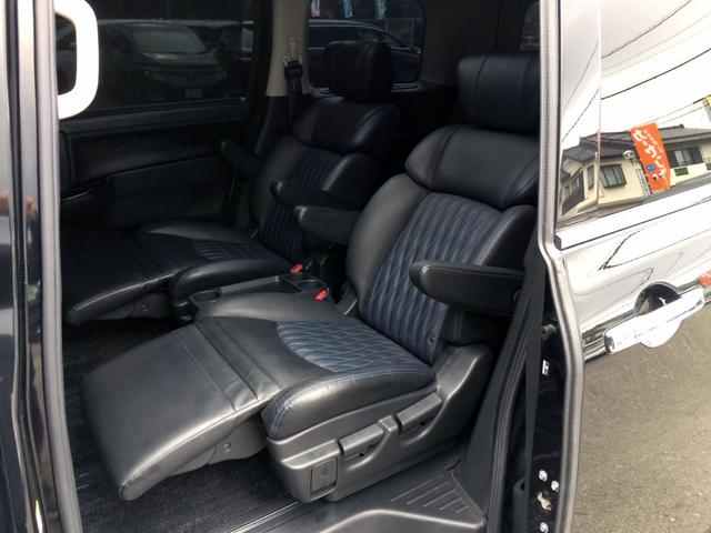 エルグランド オーテック　／４ＷＤ／Ｗサンルーフ／オーテックエアロ＆専用レザーシート／シートヒーター／純正１０インチナビ／純正フリップダウンモニター／全周囲カメラ／電動ゲート／両電動ドア／１オナ／記録簿／禁煙車／全国１年保証（16枚目）