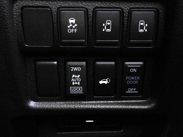 エルグランド オーテック　／４ＷＤ／Ｗサンルーフ／オーテックエアロ＆専用レザーシート／シートヒーター／純正１０インチナビ／純正フリップダウンモニター／全周囲カメラ／電動ゲート／両電動ドア／１オナ／記録簿／禁煙車／全国１年保証（31枚目）