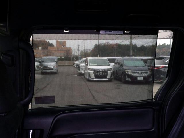 ノア ハイブリッドG /純正10インチナビ/純正フリップダウンモニター/バックカメラ/両電動ドア/プリクラッシュ/シートヒーター/コムテック前後ドラレコ/1500Wコンセント/クルコン/社外AW/禁煙車/全国1年保証(17枚目)