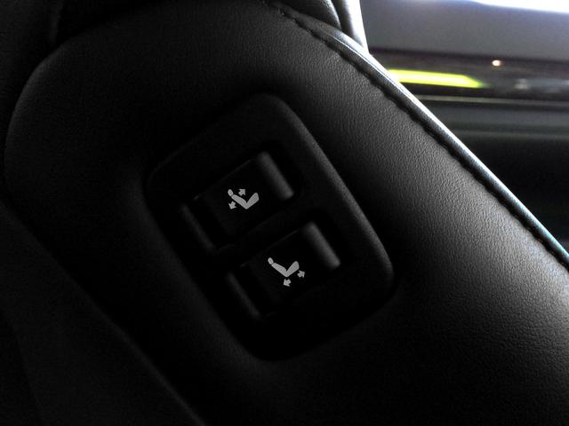 アルファード ３．５ＳＣ　／４ＷＤ／純正１０インチナビ／純正フリップダウンモニター／バックカメラ／デジタルインナーミラー／黒革エグゼクティブパワーシート／シートエアコン／前後ドラレコ／３眼シーケンシャル／禁煙車／全国１年保証（14枚目）