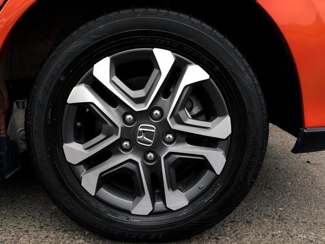 フリードハイブリッド ハイブリッド・クロスターホンダセンシング /クロスター専用装備/純正9インチナビ/フリップダウンモニター/バックカメラ/ハーフレザーシート/シートヒーター/両電動ドア/ホンダセンシング/純正ドラレコ/1オナ/記録簿/禁煙車/全国1年保証(37枚目)