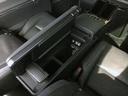 ＬＭ５００ｈ　エグゼクティブ　／モデリスタフルエアロ／フルパーテーション／４８インチモニター／冷蔵庫／シューズラック／本革リラクゼーション・マッサージシート／ユニバーサルステップ／マクレビ／４人／東京１オナ／記録簿／禁煙／１年保証（31枚目）