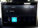 高額な純正ヘッドレストリアモニターが装着され、2列目シートでTV、DVDなどを鑑賞していただけます!