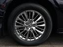 ラグジュアリーな純正専用スパッタリングの17インチアルミ、タイヤはブリジストン・レグノ8分山良好!