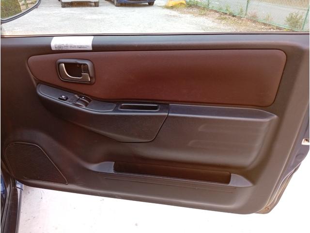 ドアの内張りも綺麗です！