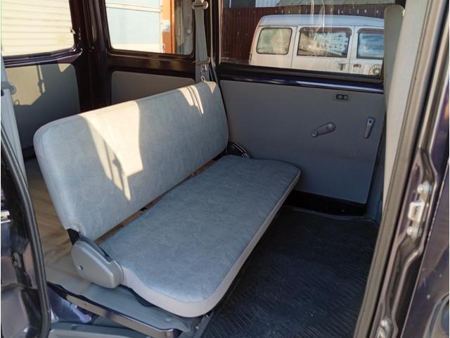 ☆後席は更にグッドコンディションです！使用頻度が少ないので当然ですが、前オーナー様が大事に使っていたことが一目瞭然です♪この状態ならばご遠方様も現車確認がご不要なレベルといっても過言ではありません！！