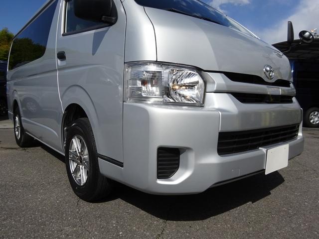 DX 4WD パワースライドドア 純正ナビ バックカメラ ETC 後席モニター 10人乗り(25枚目)