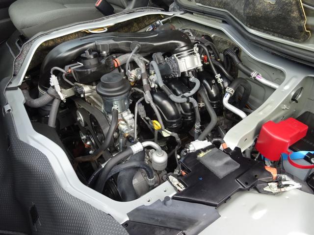 DX 4WD パワースライドドア 純正ナビ バックカメラ ETC 後席モニター 10人乗り(80枚目)