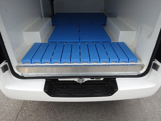 クールバン 最低設定温度5℃ 4WD ディーゼルターボ 寒冷地仕様 8ナンバー(冷蔵冷凍車)(68枚目)