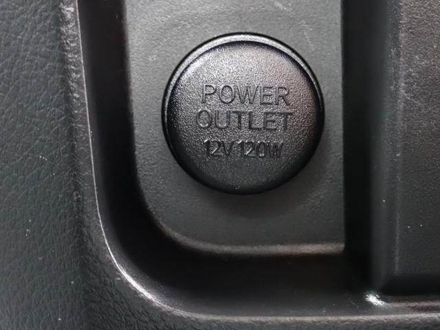 ＮＶ２００バネットバン ＤＸ　和光工業パワーリフト付　昇降能力３５０ｋｇ　荷室板張り加工　純正フォグランプ　カラードバンパー（28枚目）