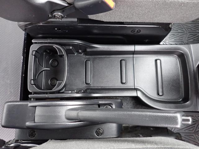 ＮＶ２００バネットバン ＤＸ　和光工業パワーリフト付　昇降能力３５０ｋｇ　荷室板張り加工　純正フォグランプ　カラードバンパー（34枚目）