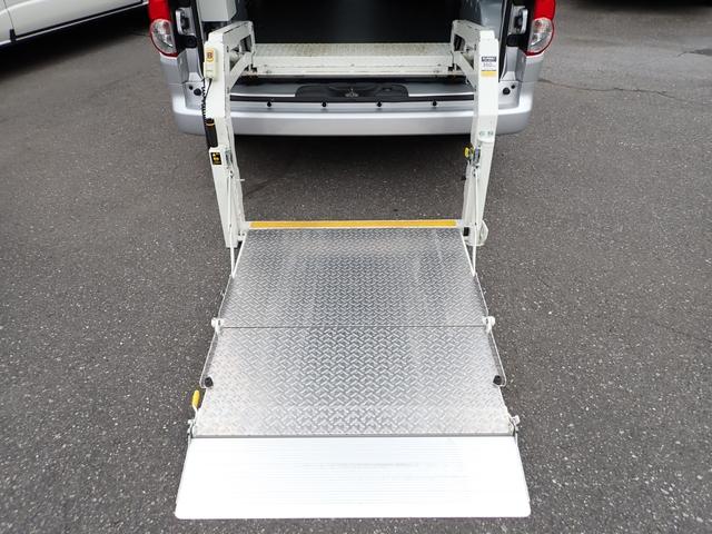ＮＶ２００バネットバン ＤＸ　和光工業パワーリフト付　昇降能力３５０ｋｇ　荷室板張り加工　純正フォグランプ　カラードバンパー（47枚目）