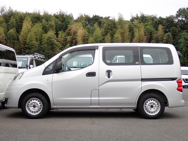 ＮＶ２００バネットバン ＤＸ　和光工業パワーリフト付　昇降能力３５０ｋｇ　荷室板張り加工　純正フォグランプ　カラードバンパー（61枚目）