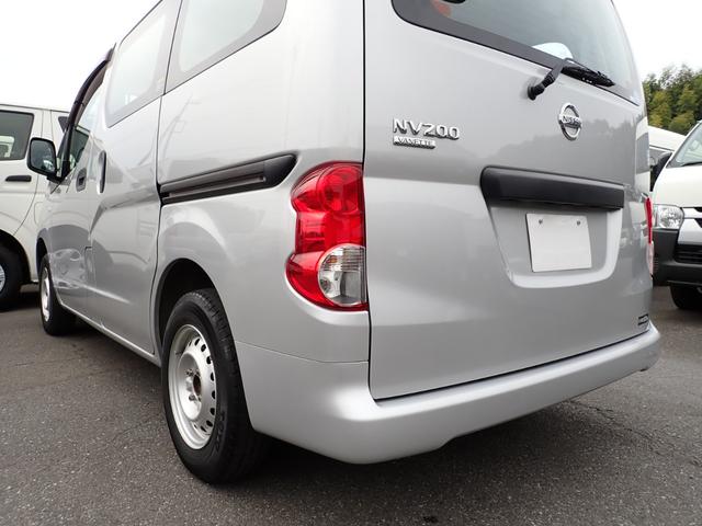 ＮＶ２００バネットバン ＤＸ　和光工業パワーリフト付　昇降能力３５０ｋｇ　荷室板張り加工　純正フォグランプ　カラードバンパー（70枚目）