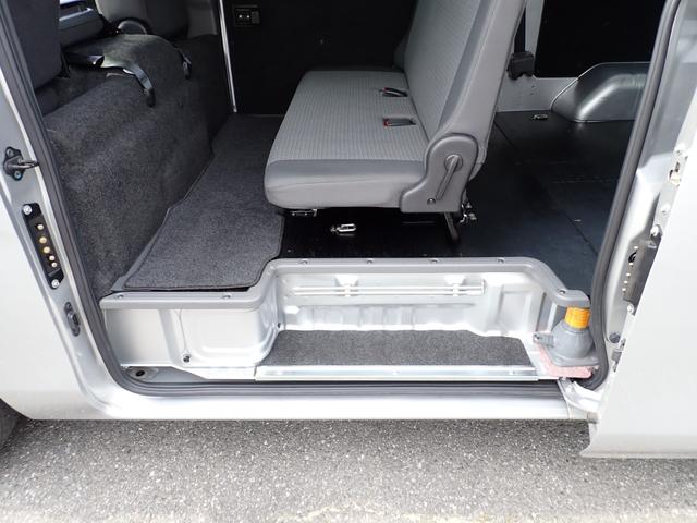 ＮＶ３５０キャラバンバン ロングＤＸ　和光工業パワーリフト付　昇降能力４００ｋｇ　エマージェンシーブレーキ　オートクロージャードア　荷室板張り　社外ナビ　バックカメラ　ＥＴＣ（43枚目）